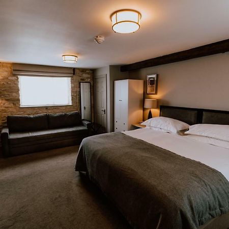 วิดบรู๊คแกรจ Guest House Bradford-On-Avon ภายนอก รูปภาพ