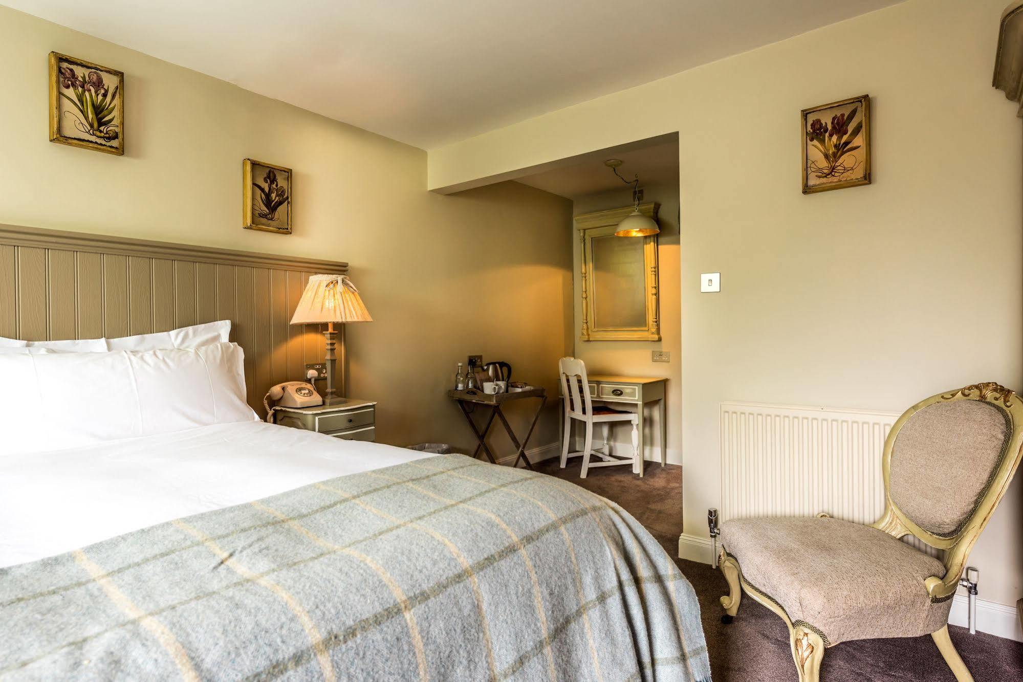 วิดบรู๊คแกรจ Guest House Bradford-On-Avon ภายนอก รูปภาพ