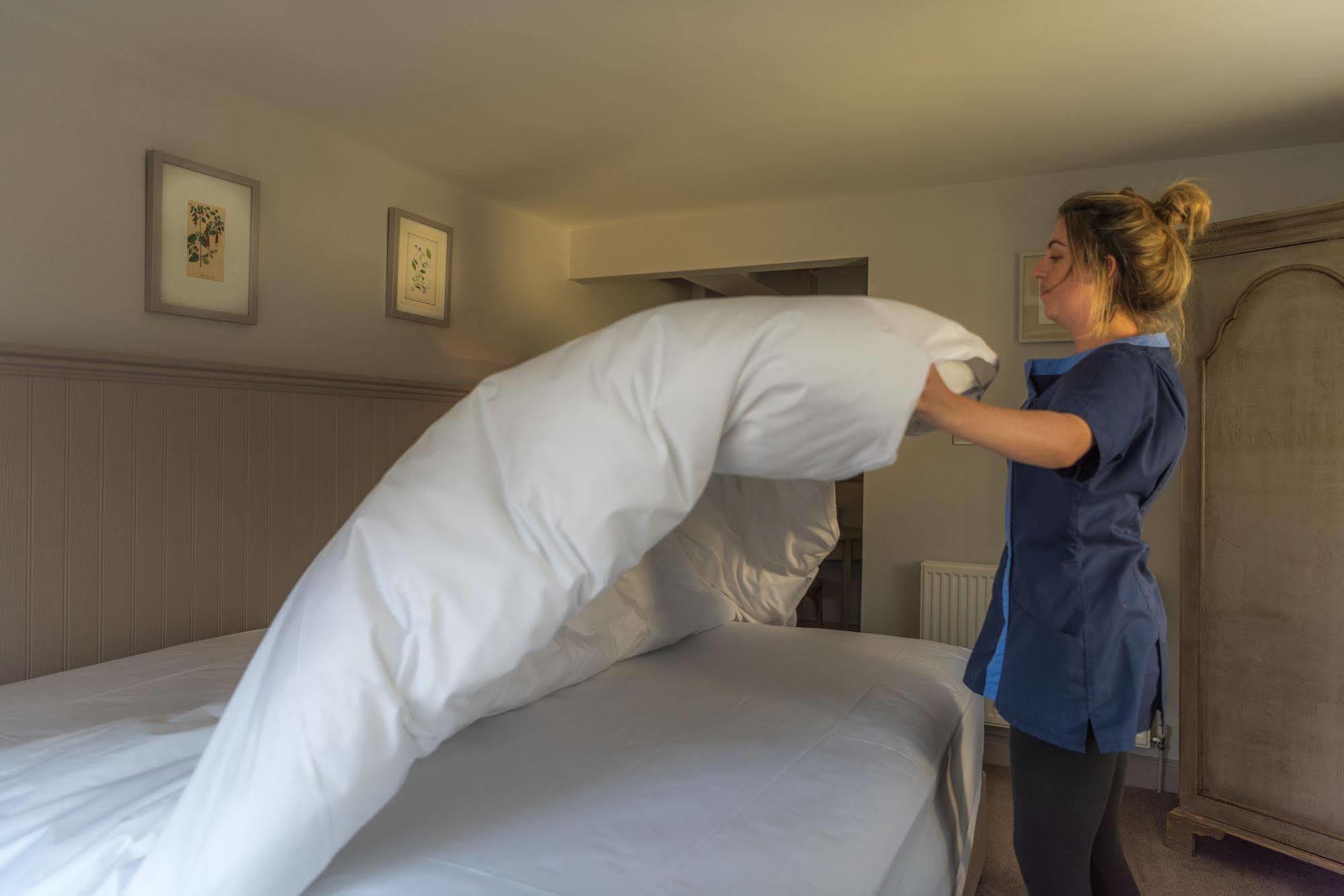วิดบรู๊คแกรจ Guest House Bradford-On-Avon ภายนอก รูปภาพ